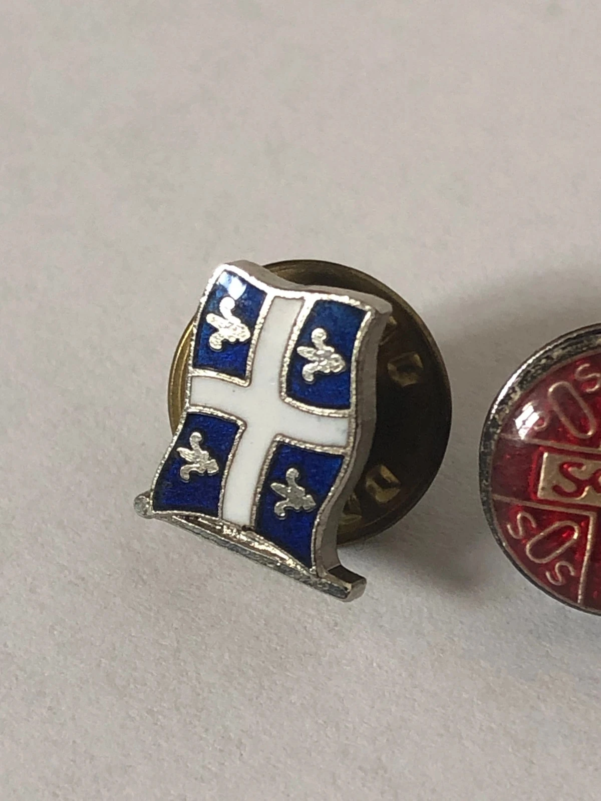 Lote de 2 pin's vintage – photo 3